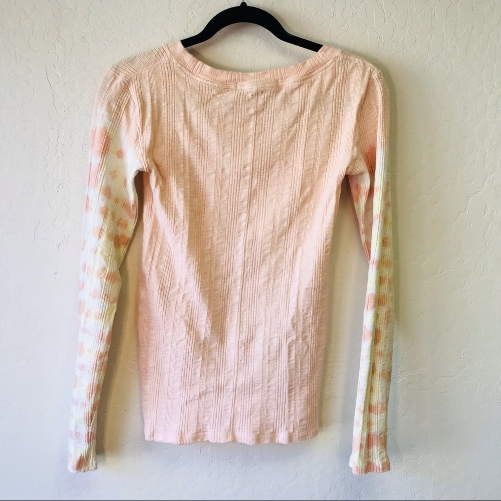 We the Free Pink Pastel Light Tie Dye Blouse size small - Picture 8 of 8